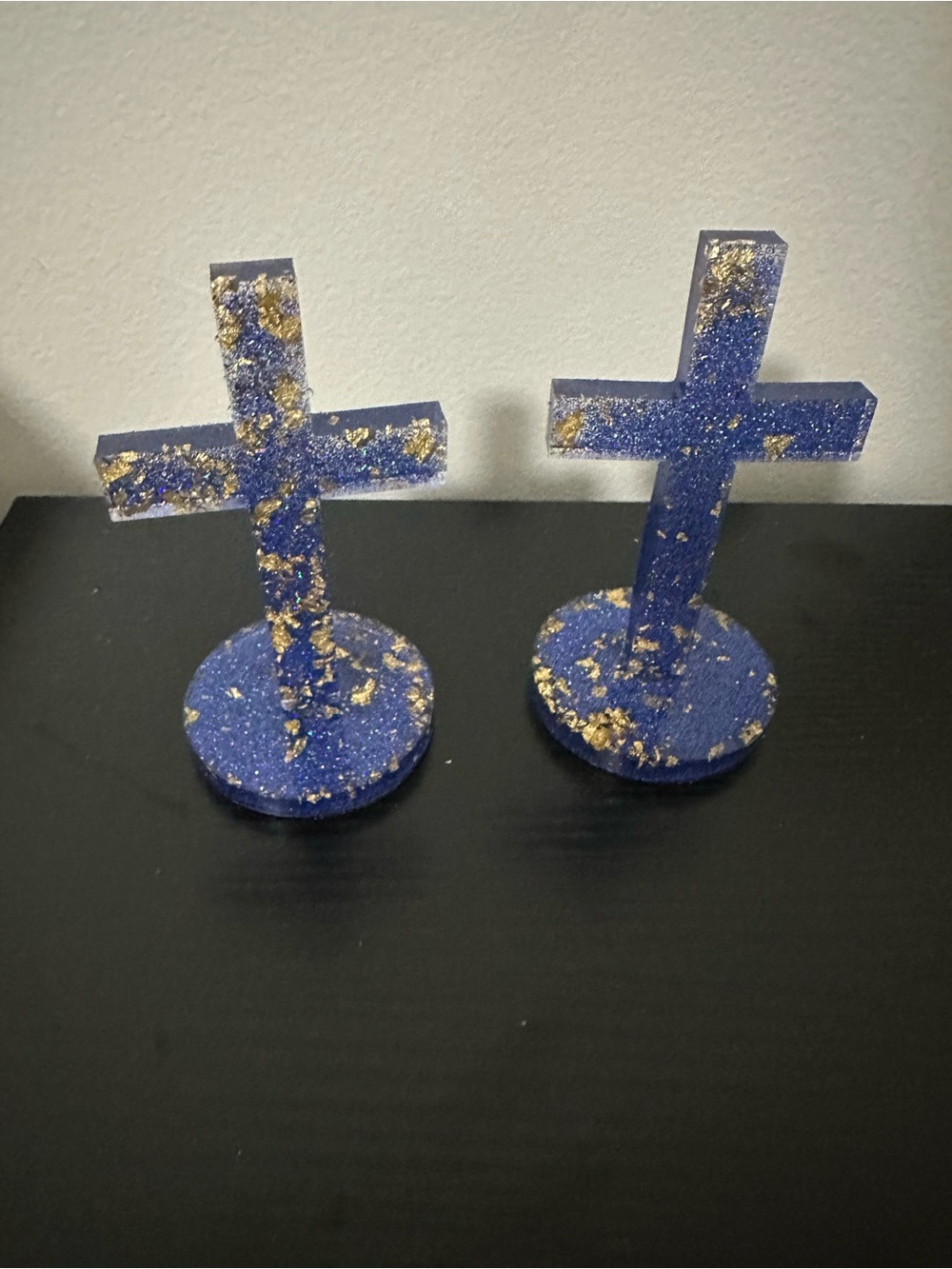 Pair of Blue Resin Cross Decor with Gold Leaf Accent